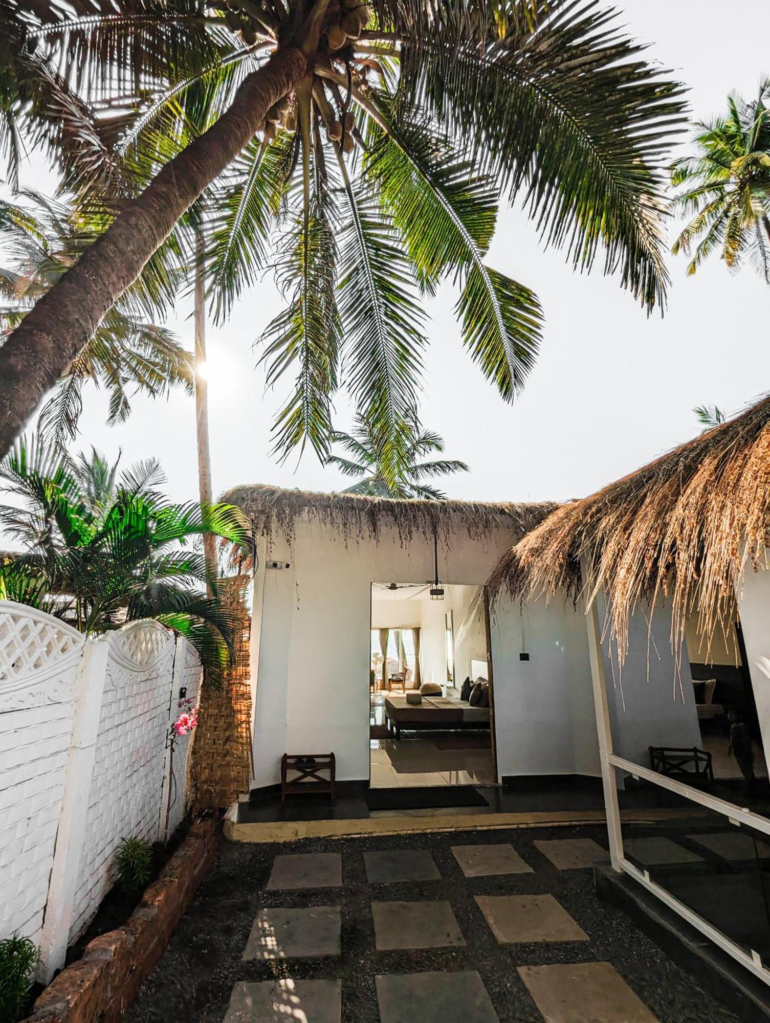 Aqua Beach Stays Ashwem Mandrem Ngoại thất bức ảnh