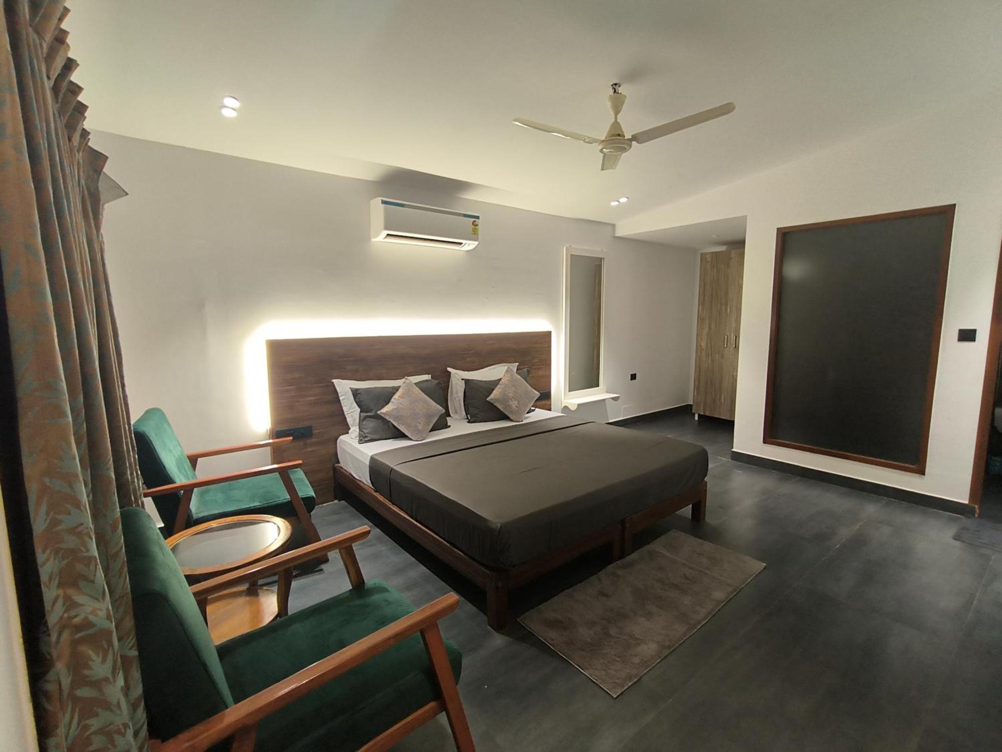 Aqua Beach Stays Ashwem Mandrem Ngoại thất bức ảnh