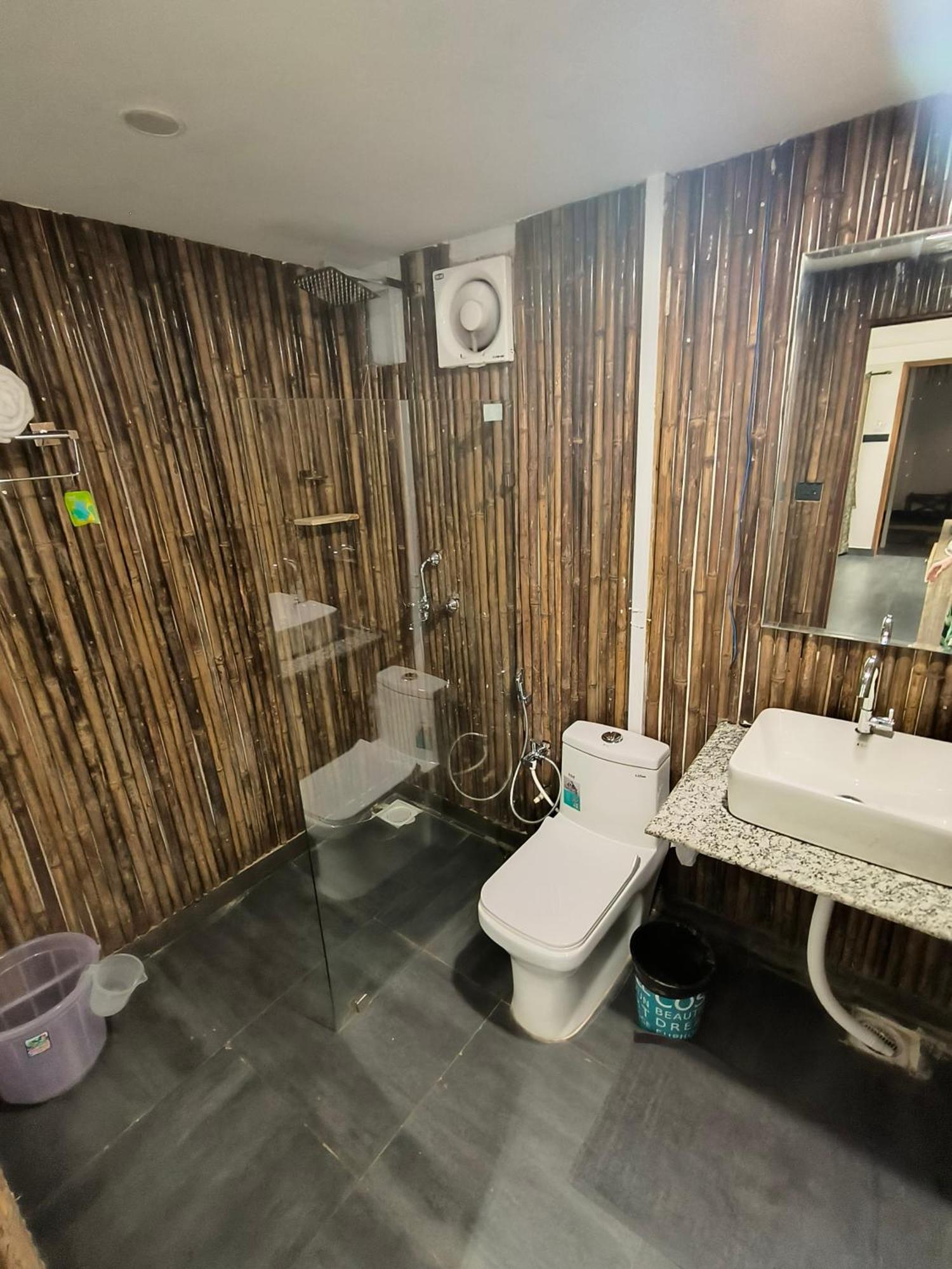 Aqua Beach Stays Ashwem Mandrem Ngoại thất bức ảnh