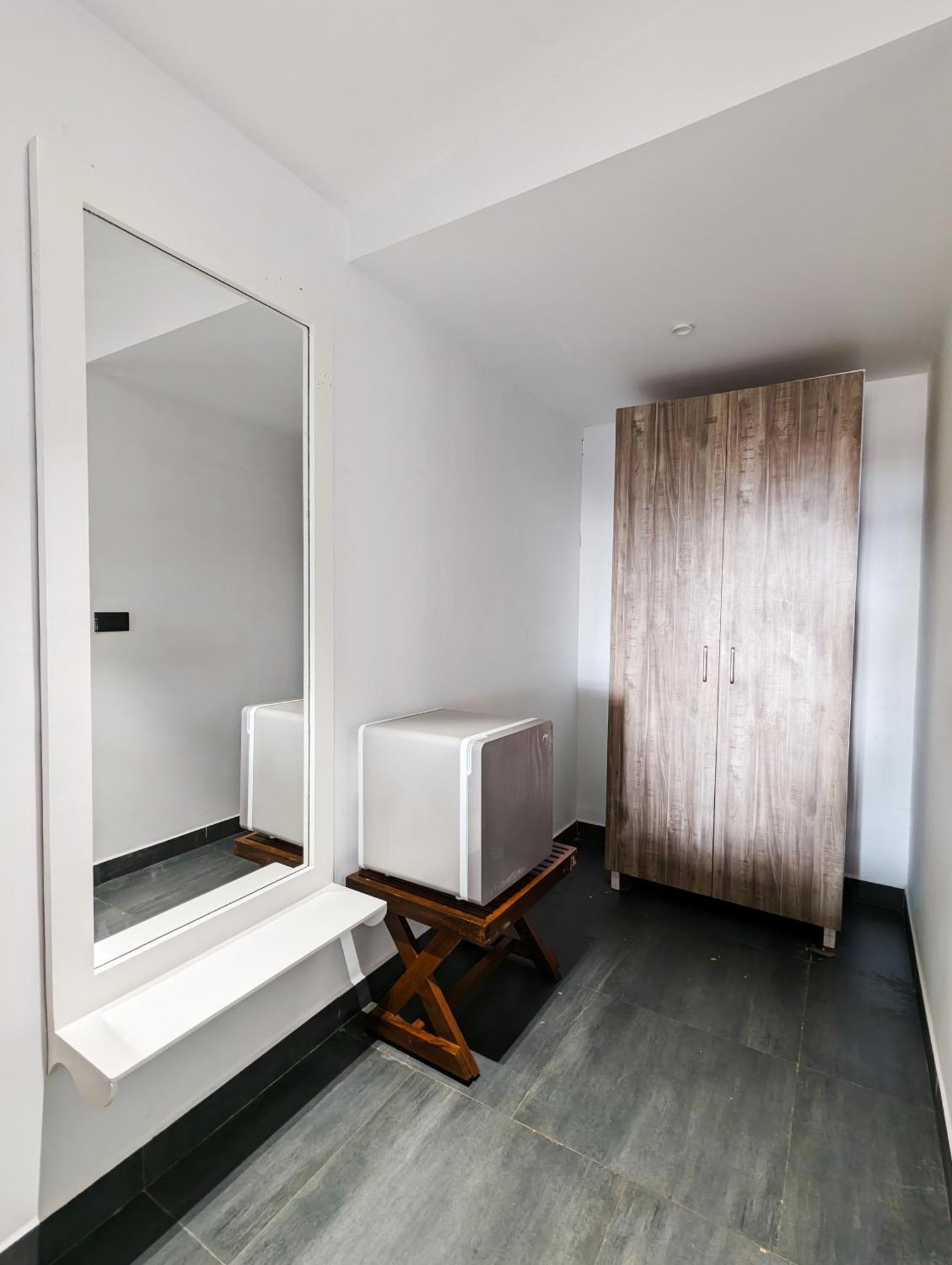Aqua Beach Stays Ashwem Mandrem Phòng bức ảnh